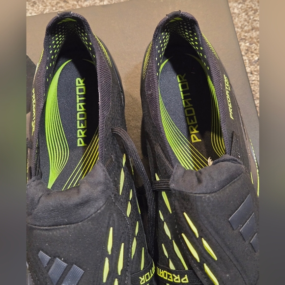 Adidas Predator Elite, Black and Neon Green, Fold-Over Tongue, Firm Ground - Picture 6 of 7